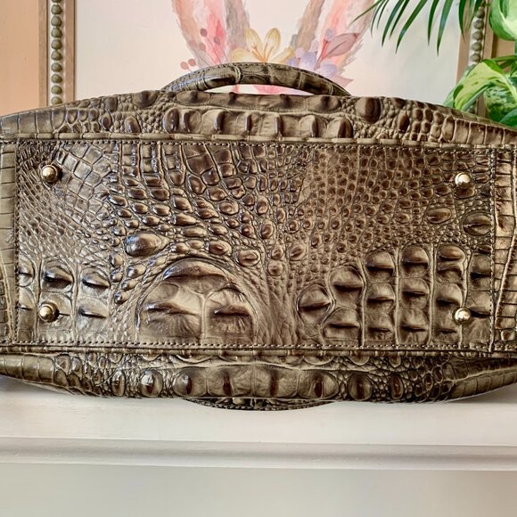 HTF Brahmin Laura satchel EUC - Picture 3 of 9